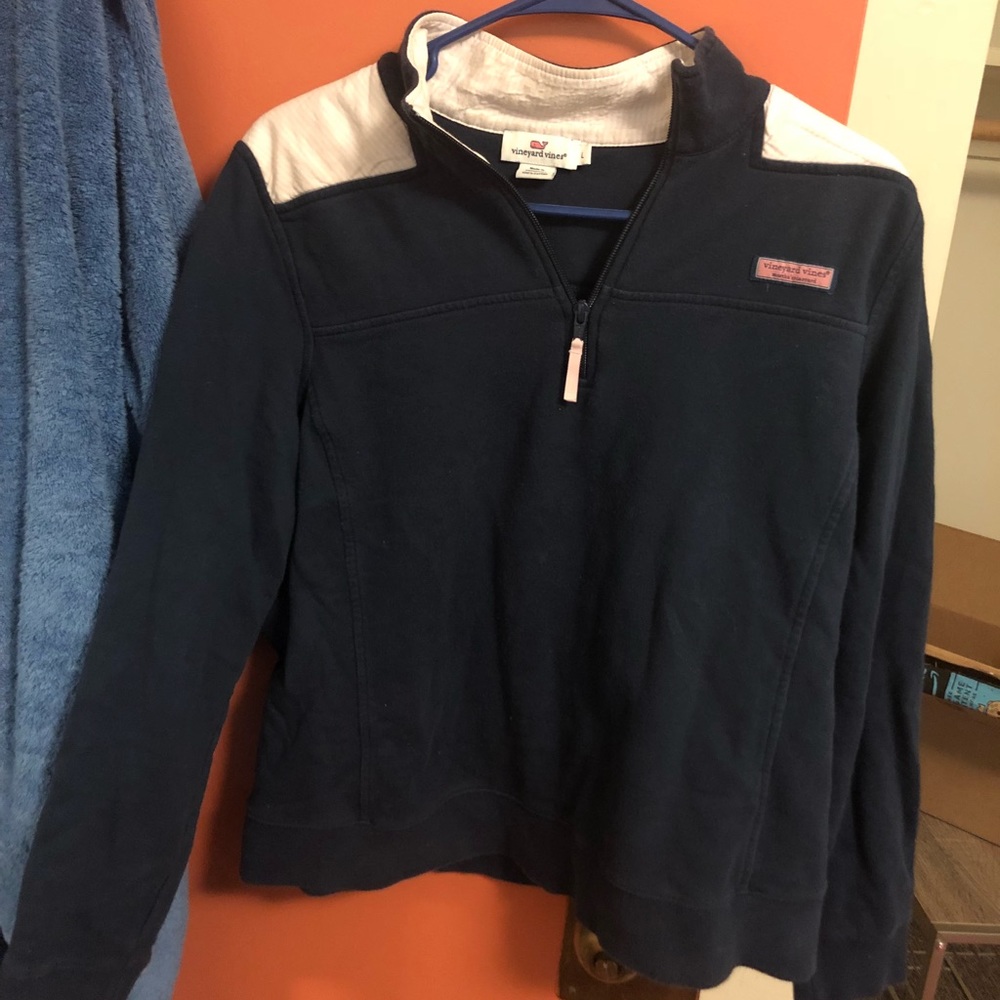 EUC Vineyard Vines shep shirt!